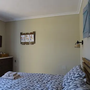 https://casa-sarandy-guest-room.1costadelsol.com